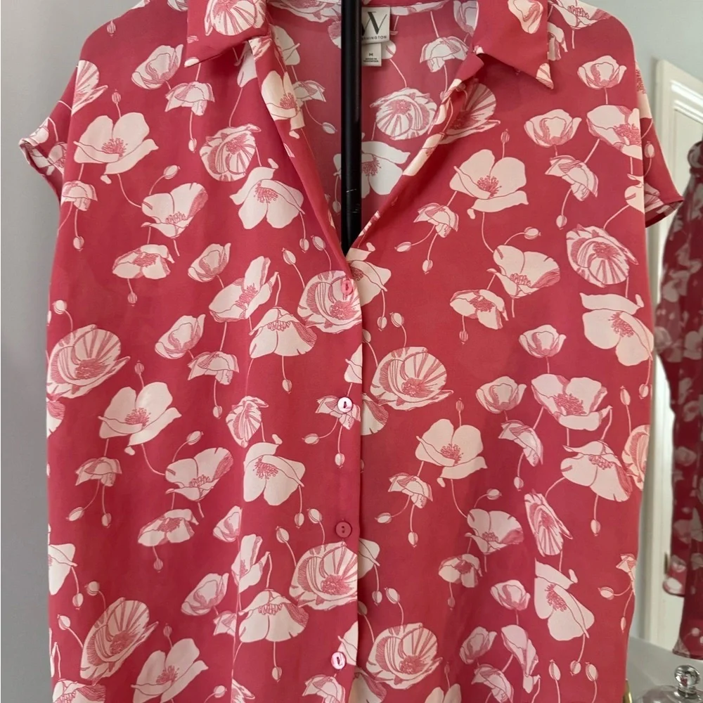 Floral pink and White Women's Top US Medium